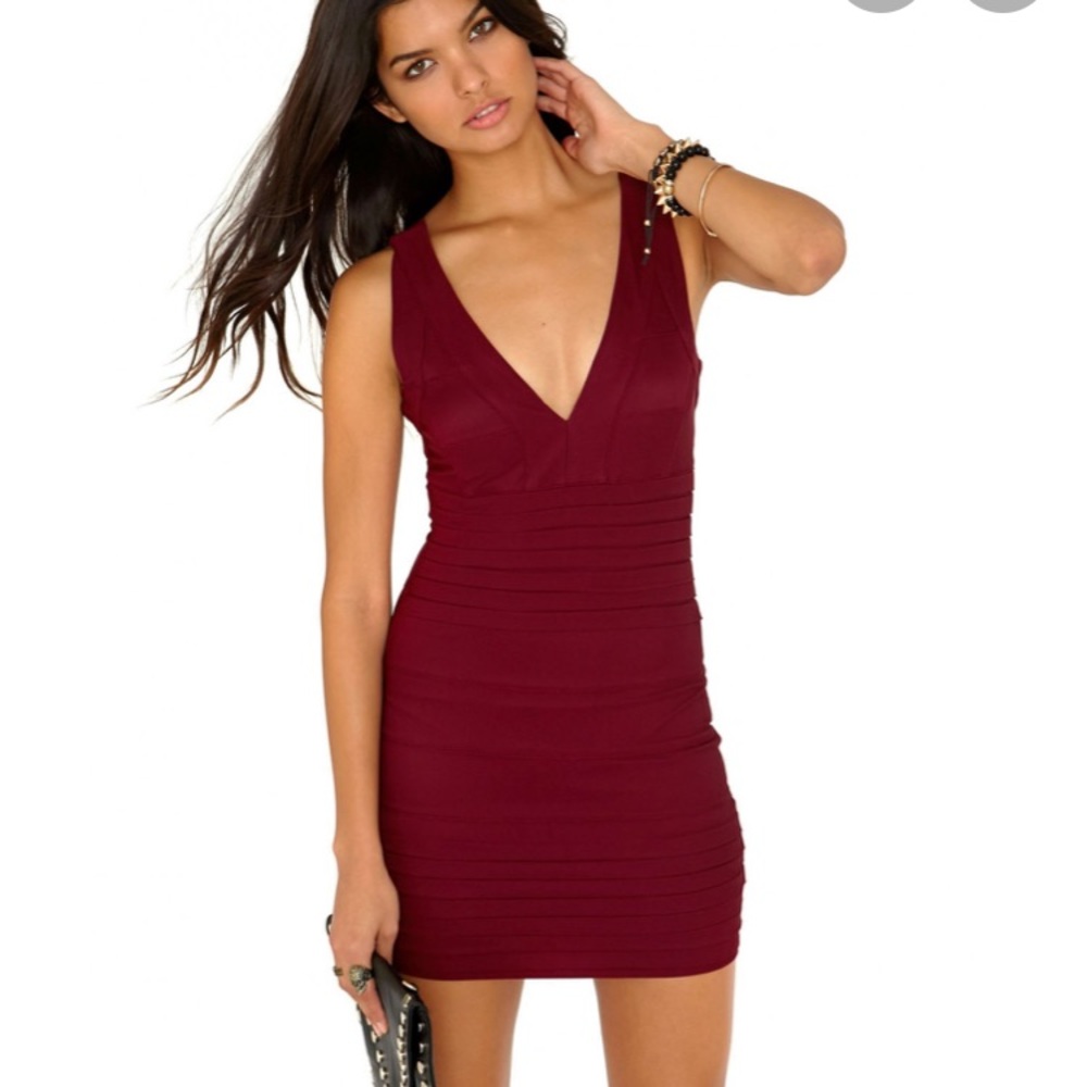 Missguided Leena bandage burgundy bodycon dress